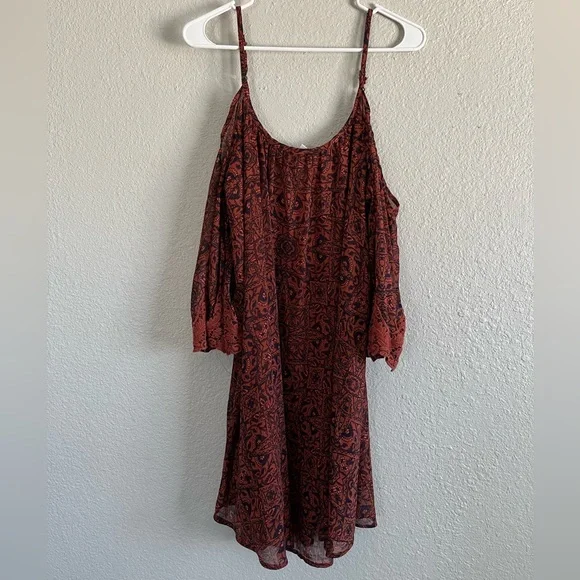Xhilaration boho rust cold shoulder dress - Picture 2 of 3